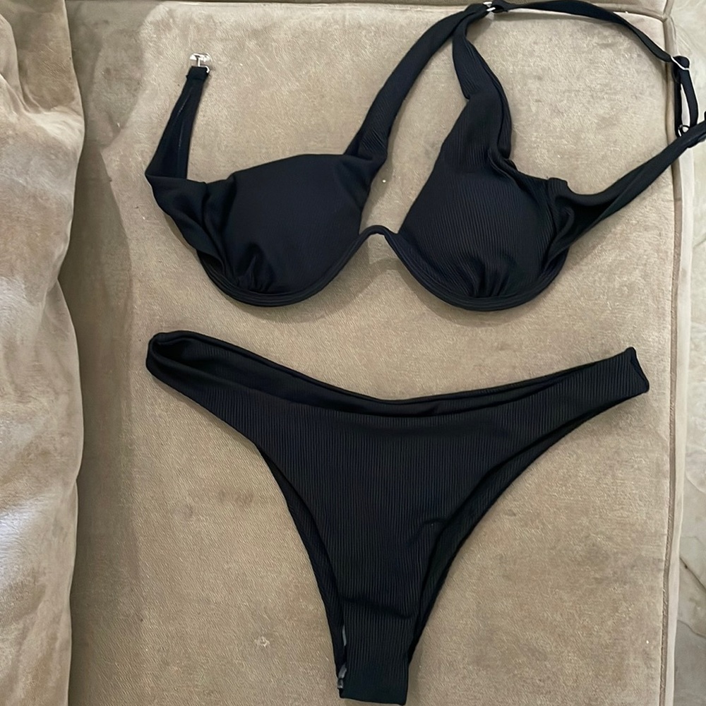 SHEIN- NEVER WORN still in bag rib underwire one shoulder bikini swimsuit